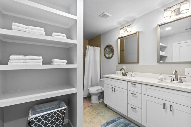 Foto del edificio - 412 Waco Ave