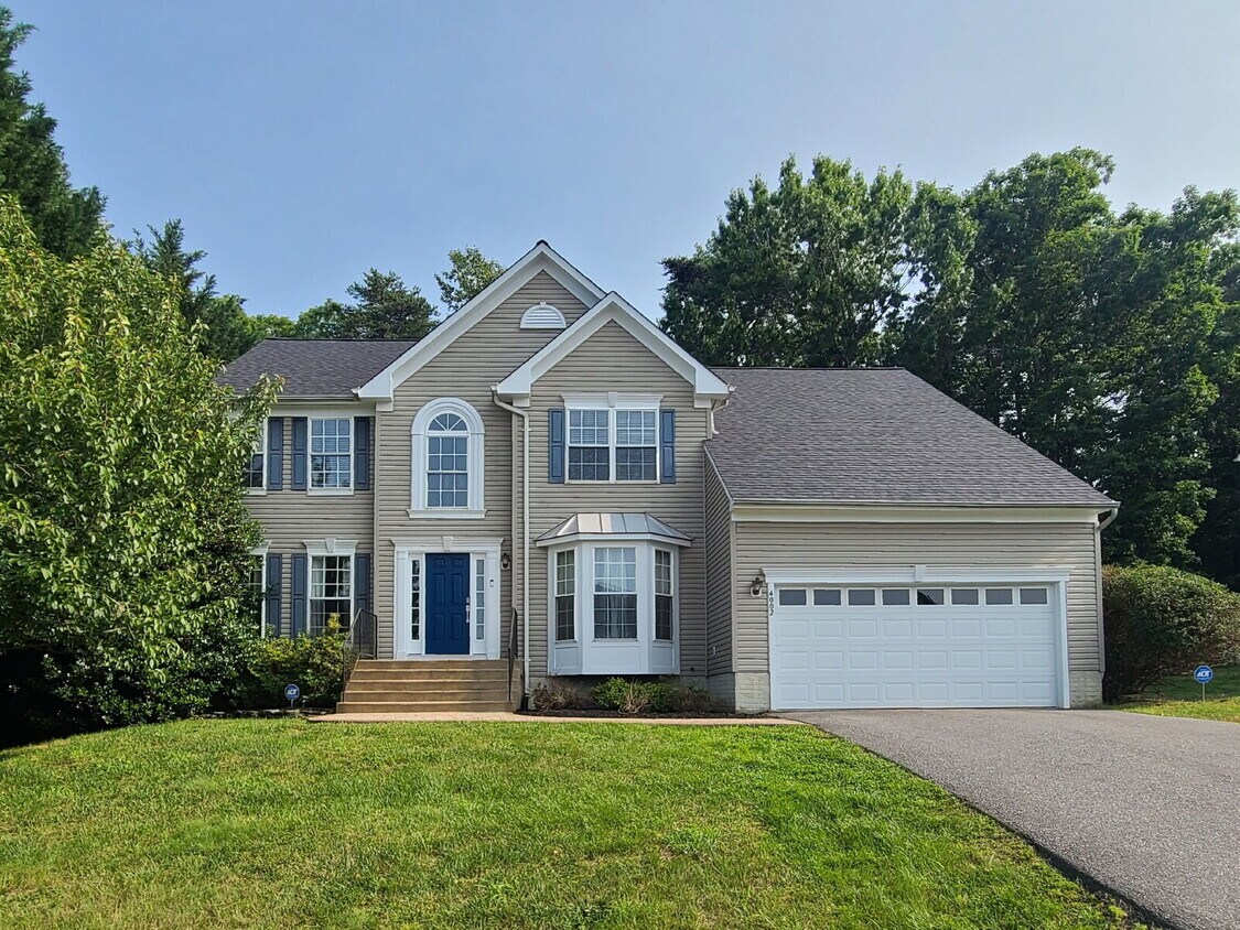 Foto principal - 5 BR, 4 BA Colonial in Lee's Hill