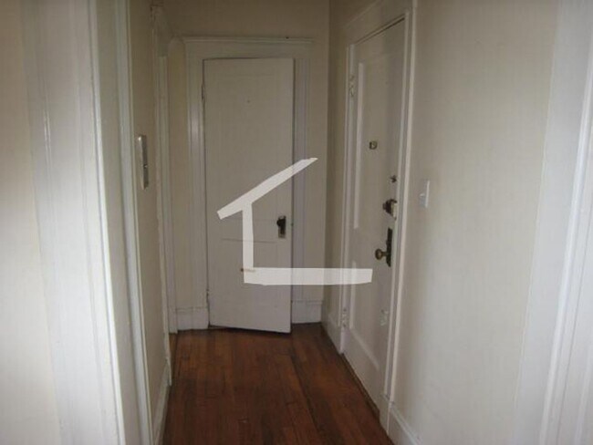 Foto del edificio - 317 Allston St