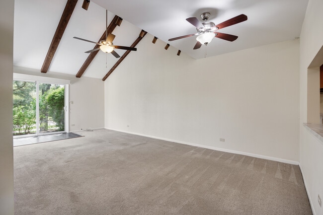 Building Photo - 1525 Columbia Ct
