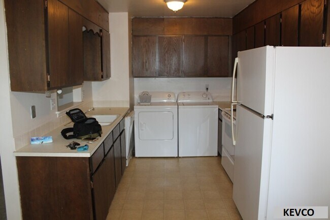 Foto del edificio - 2717 Stanford Rd