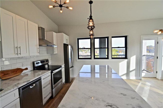 Foto del edificio - 56 S 5th St