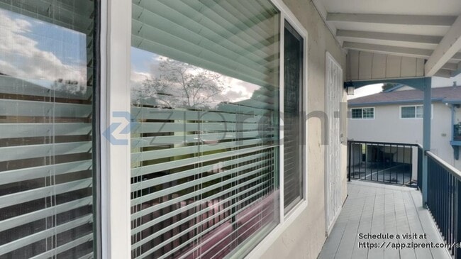 Foto del edificio - 2308 Peppertree Way