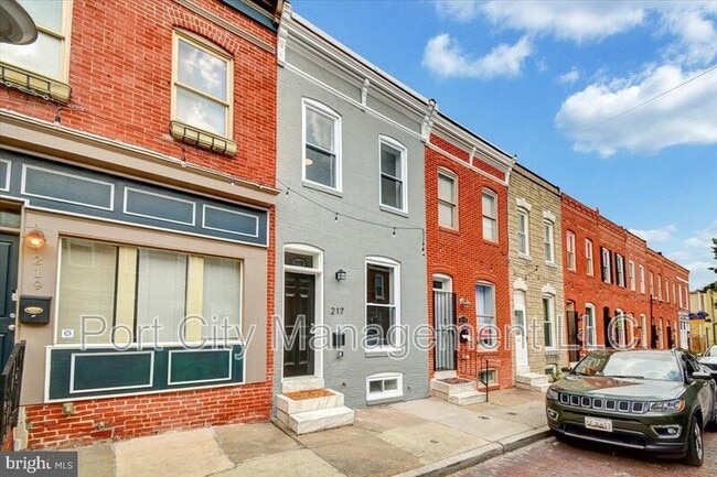 Building Photo - 217 N Belnord Ave