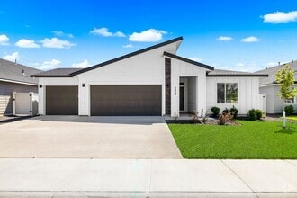 Building Photo - 5456 S Memory Pl
