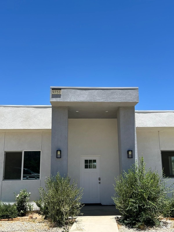 Building Photo - 9751 E Ave Q4