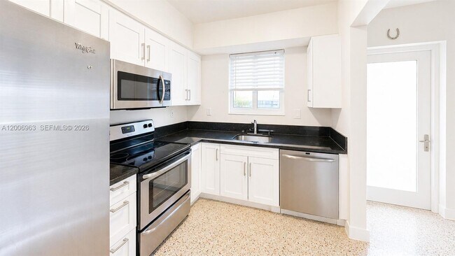 Foto del edificio - 3630 Percival Ave