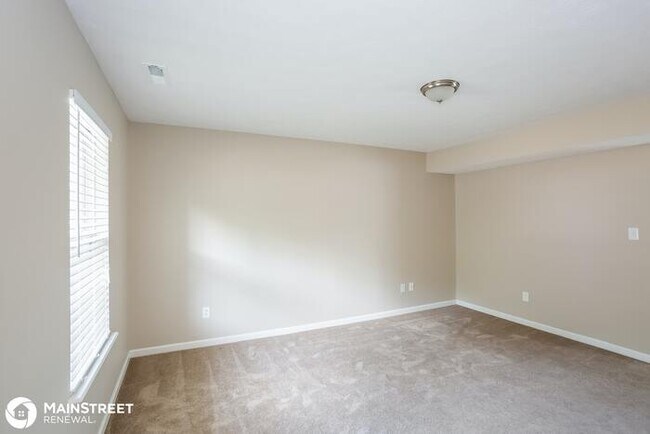 Foto del edificio - 5330 Claybrooke Dr, Indianapolis, IN 46221