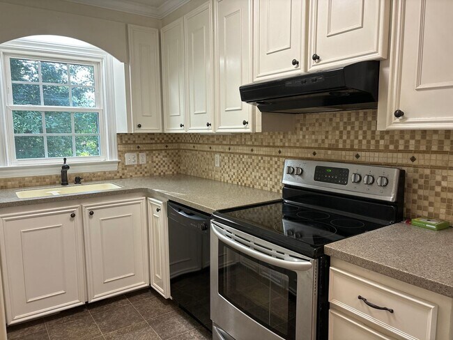 Foto del edificio - 401 Taylor Place, Goldsboro, NC 27530