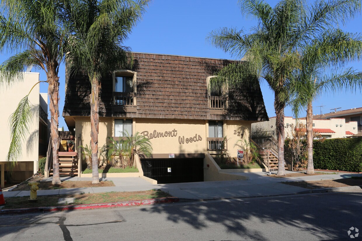 Primary Photo - 227 N Belmont St