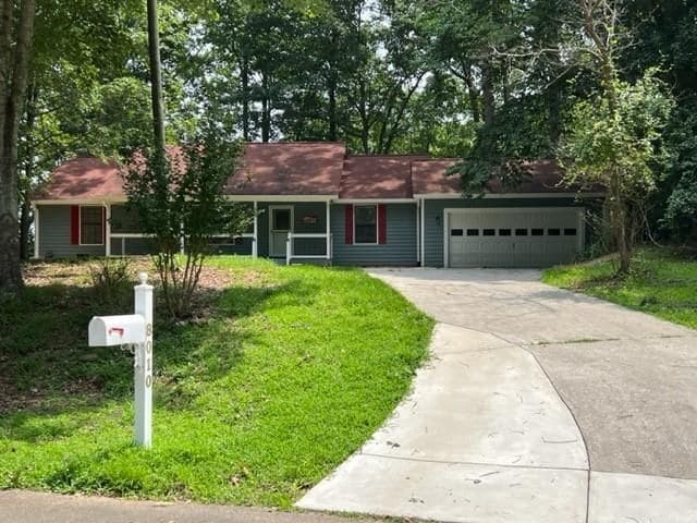 Building Photo - 8010 Hickory Ct