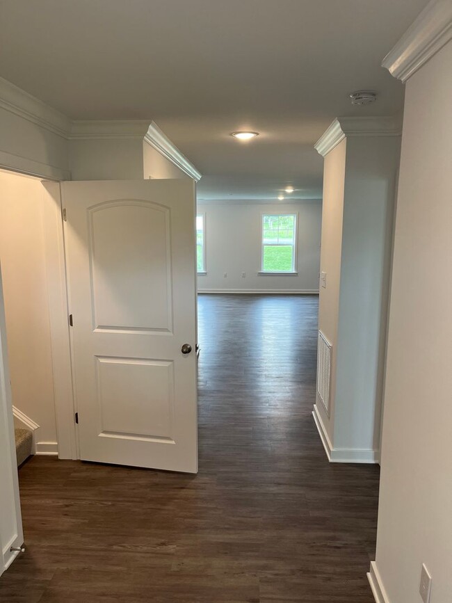 Foto del edificio - CARDINAL POINT DEVELOPMENT- Spring Mills Exit