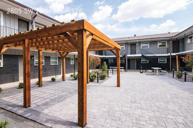 Building Photo - Fircrest Apartments