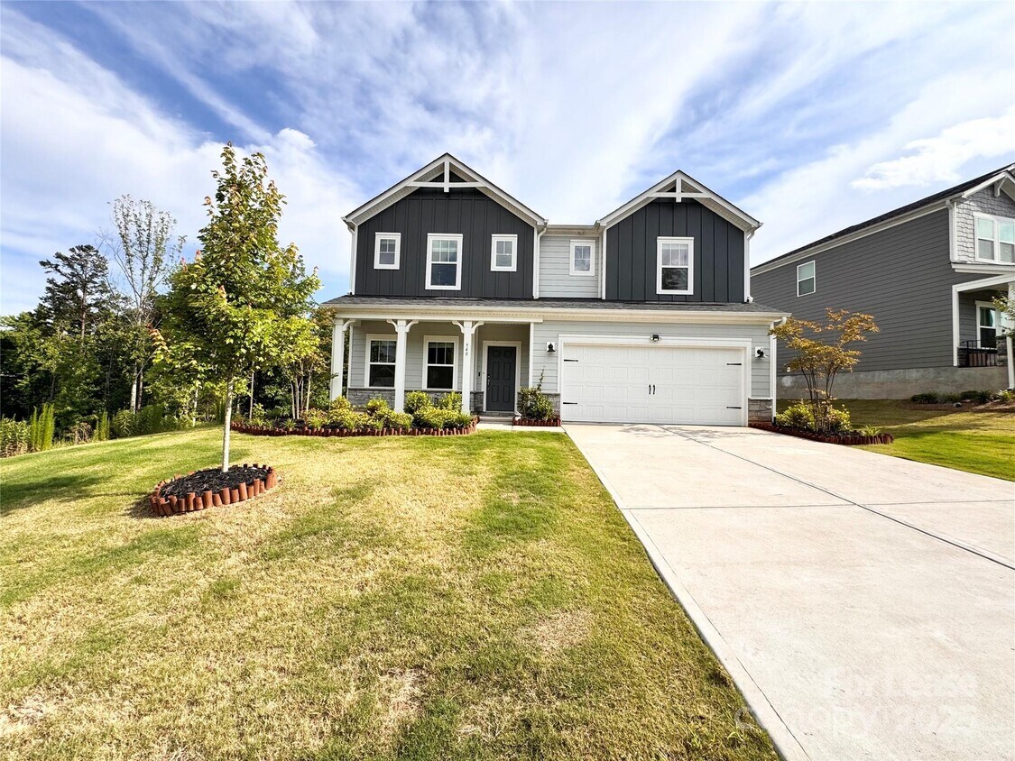 Primary Photo - 940 Rachel Anne Dr