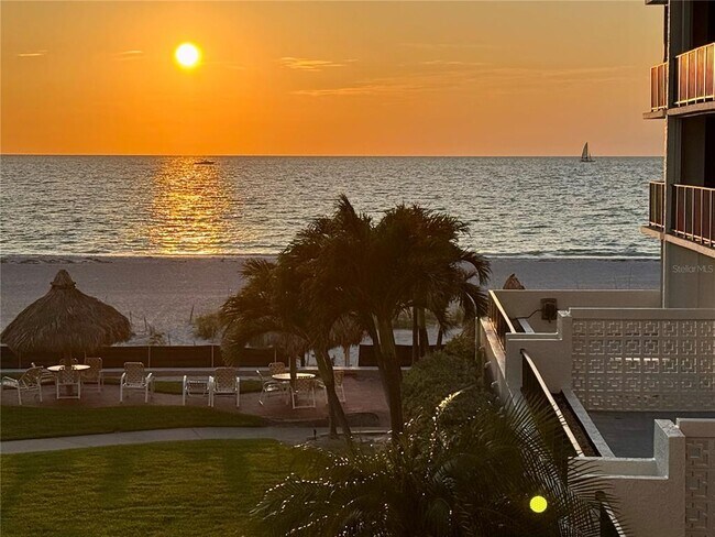 Foto del edificio - 1400 Gulf Blvd