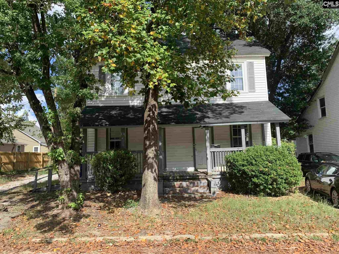 Primary Photo - 112 Huger St