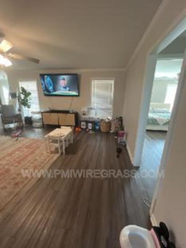 Foto del edificio - 502 Ridgeland Rd