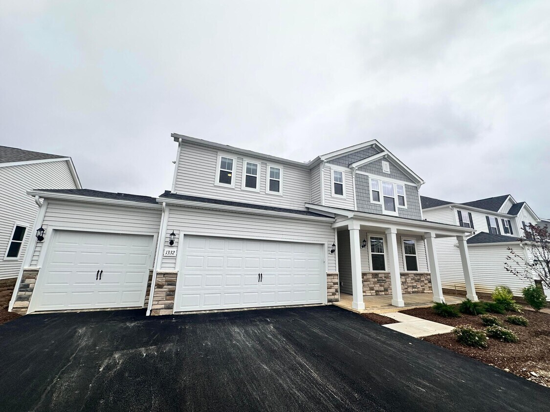 Foto principal - 1332 Red Tail Pl