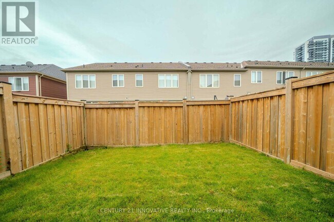 Building Photo - 2462 Steeplechase St