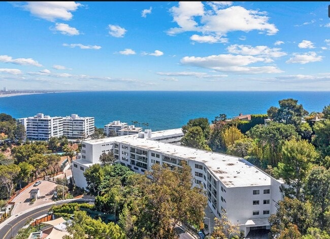 Building Photo - 17337 Tramonto Dr