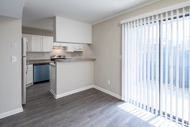 1 bed, 1 bath, 980 sq ft - Vanmark