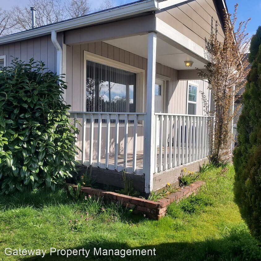 126 W I St, Shelton, WA 98584 House Rental in Shelton, WA