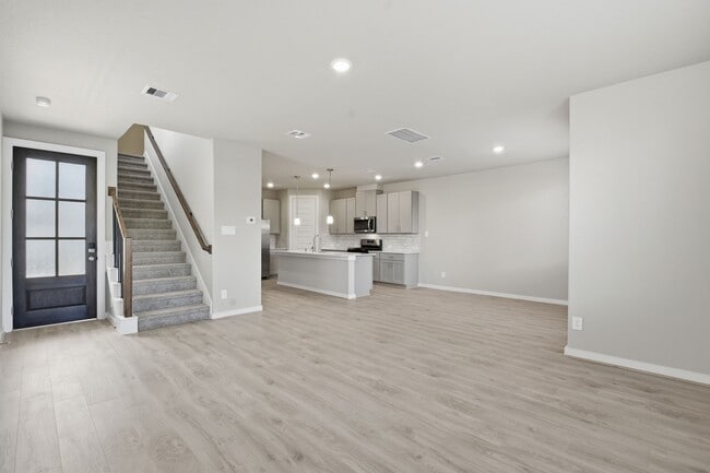 Building Photo - 10010 Rustic Charm St