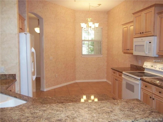 Building Photo - 3625 Square W Ln