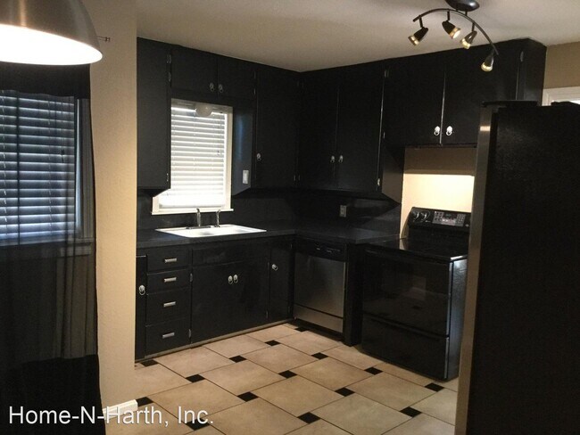 Foto del edificio - 2 br, 1 bath House - 1721 S. Lexington