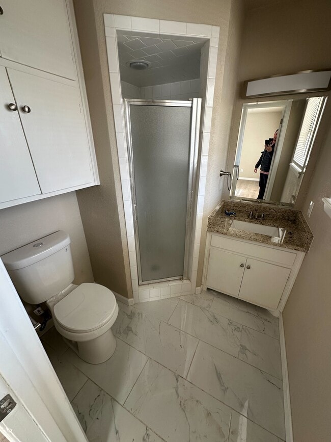 Building Photo - 3414 Kingston Rd