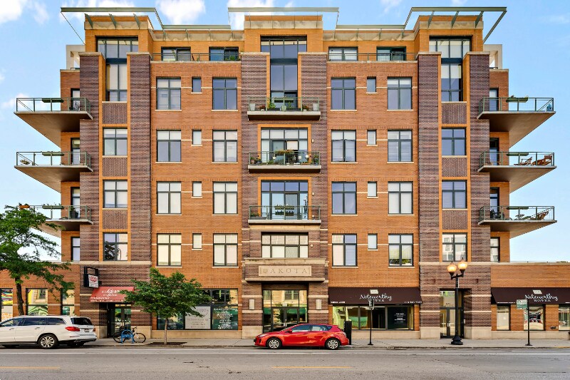Primary Photo - 3631 N Halsted St