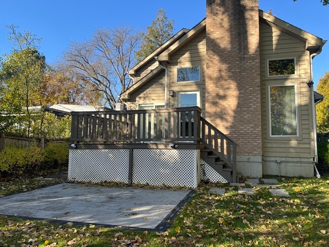 Foto del edificio - 1325 Ferndale Ave