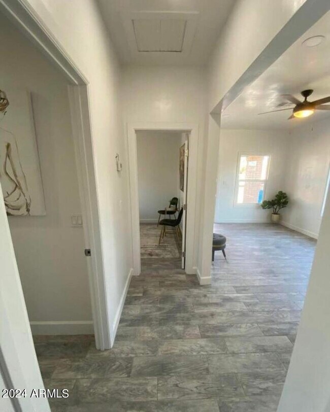 Foto del edificio - 1533 E Garfield St