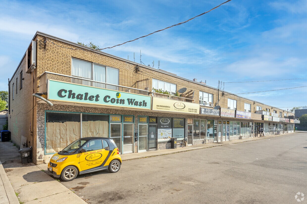 Primary Photo - 3262-3302 W Lake Shore Blvd