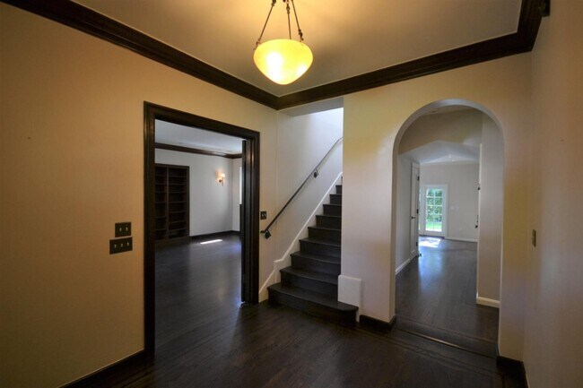 Building Photo - 20 San Leandro Way