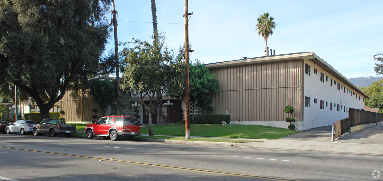 Building Photo - Orange Grove Manor