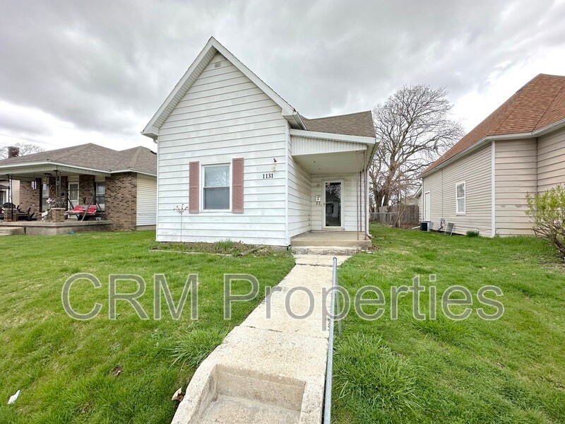 Primary Photo - 1131 S Bell St