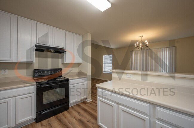 Foto del edificio - Spacious 4BR, 2.5BA Summer Meadow Durham Home