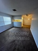 Building Photo - 6189 Chesham Dr