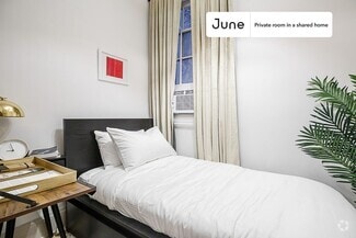 Building Photo - Private bedroom in 5 bed/1 bath Home