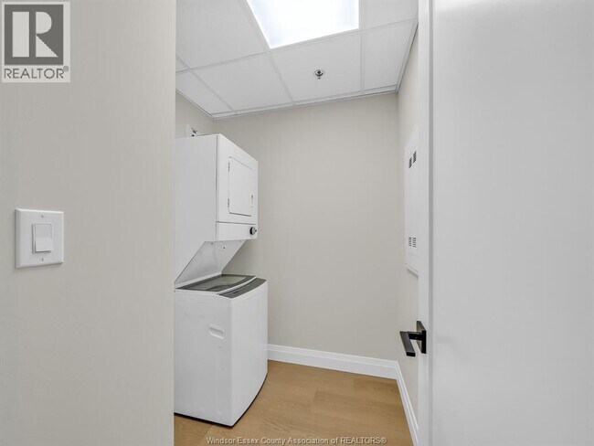 Photo du bâtiment - 11646 Tecumseh Rd E