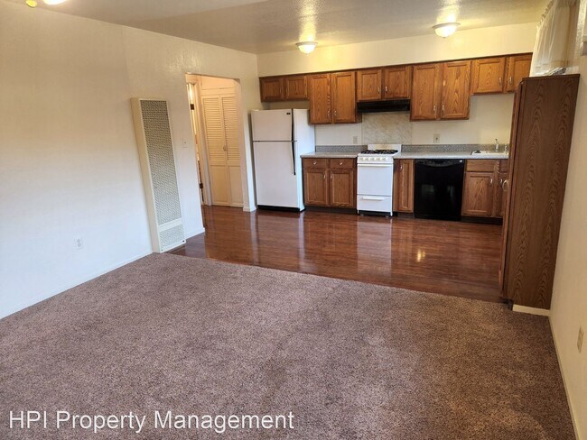 Building Photo - 2 br, 1 bath House - 1826 West Ave