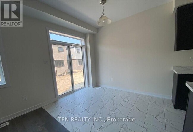 Building Photo - 18 Monteith Dr