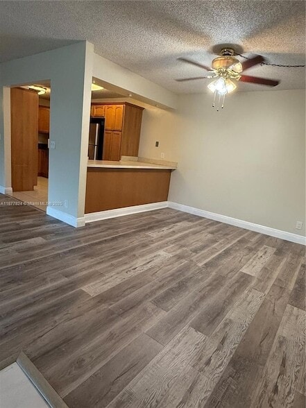 Foto del edificio - 1013 Green Pine Blvd
