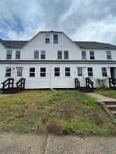 Building Photo - 36 Overlook St