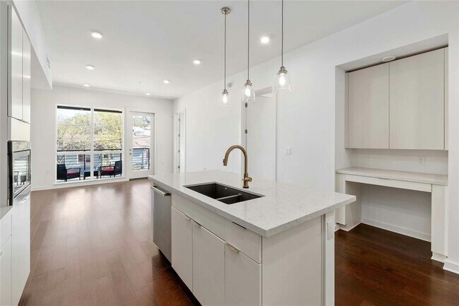 Foto del edificio - 207 W Johanna St