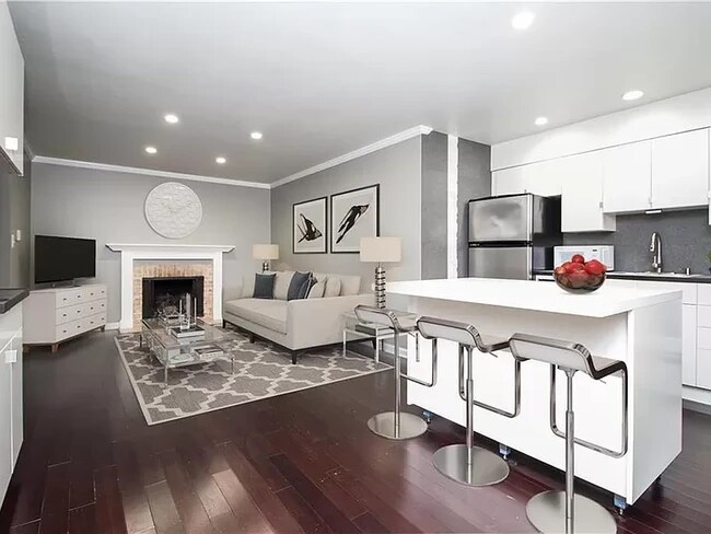 Foto del edificio - 5121 W 75th St