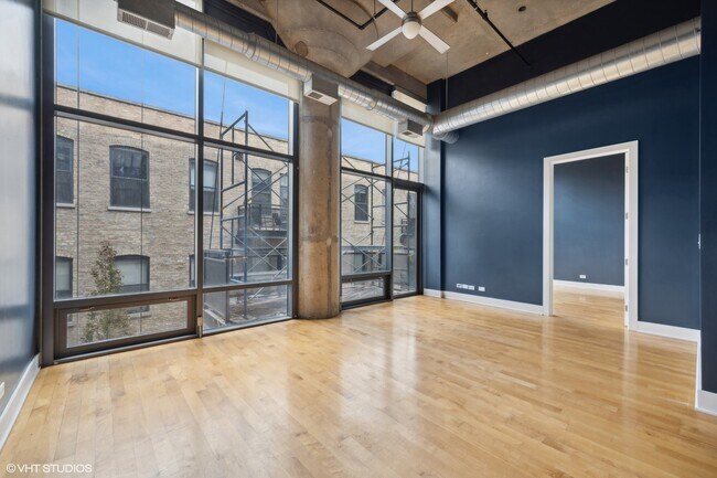 Foto del edificio - 1800 W Grace St