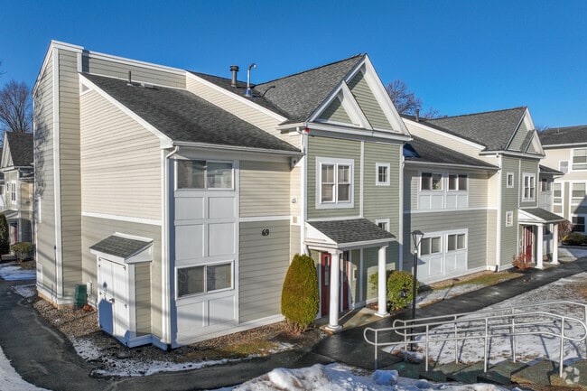 Building Photo - Beacon Village