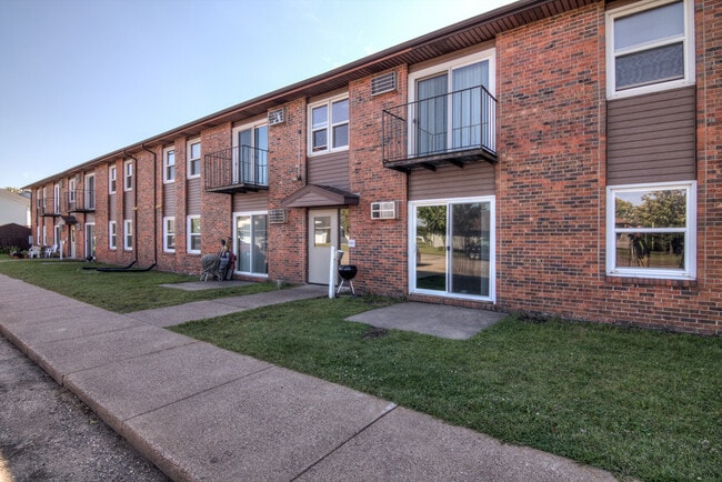 Building Photo - 3008 Eldorado Blvd